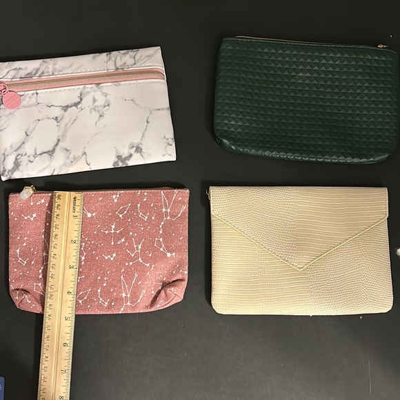Ipsy Zipper Closed Pouches - Set of 4 - Picture 3 of 6